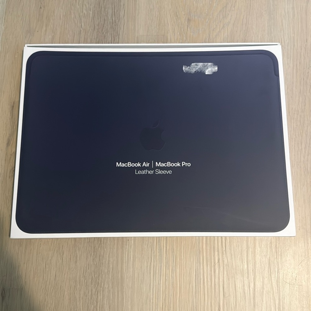 Leather Mac book pro case